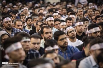 مراسم احیای شب نیمه شعبان در مهدیه تهران