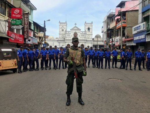 وقوع انفجار در دو کلیسا و دو هتل در سریلانکا