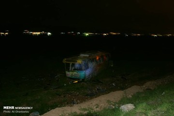 واژگونی اتوبوس در جاده دورود- خرم‌آباد