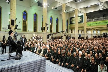 گذشته و آینده فلسفه تشکیل سپاه از منظر مقام معظم رهبری