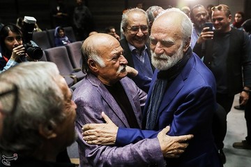 آیدین آغداشلو در مراسم بزرگداشت علی‌اکبر صادقی نقاش پیشکسوت - پنجمین روز سی‌وهفتمین جشنواره جهانی فیلم فجر