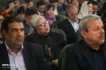 افتتاح سی و دومین نمایشگاه کتاب تهران