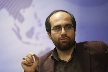 عضو حزب موتلفه اسلامی: حجاریان قائل به توسل به «نافرمانی مدنی» برای عبور از روحانی است