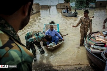 امدادرسانی به سیل‌زدگان هیرمند