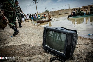 امدادرسانی به سیل‌زدگان هیرمند