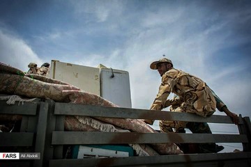 امدادرسانی به سیل‌زدگان هیرمند