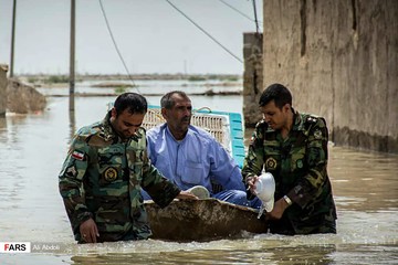 امدادرسانی به سیل‌زدگان هیرمند