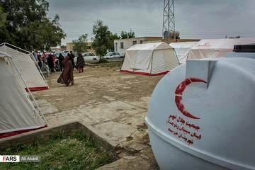امدادرسانی به سیل‌زدگان هیرمند
