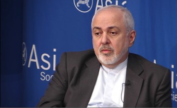  ظریف: آمریکا نمی‌تواند ایران را به زانو دربیاورد
