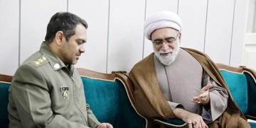  تولیت آستان قدس رضوی با سرهنگ ارتشی مشهورشده در سیل، دیدار کرد