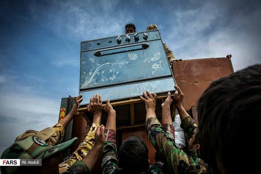 امدادرسانی به سیل‌زدگان هیرمند