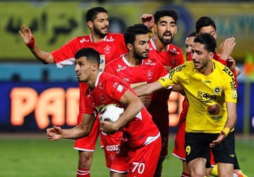 بازی با سپاهان فینال نیست،پرسپولیس باید در اصفهان بازی کند