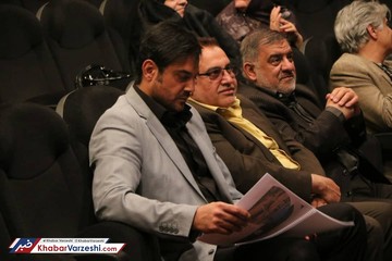 مراسم گلریزان جامعه فوتبال برای کمک به سیل‌زدگان