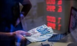 سقوط لیر به پایین ترین قیمت ۱۷ ماه گشته 