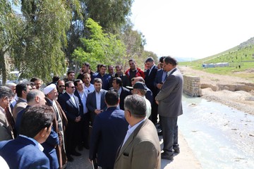 مذاکره با وزارت نیرو و تعیین تکلیف روستاههای اطراف سد سیمره