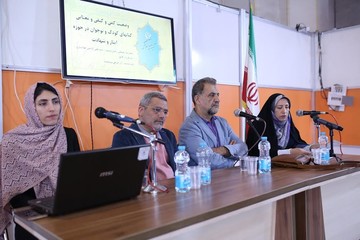 مصطفی رحماندوست: بیش از ۹۰ درصد آثار دفاع مقدس سفارشی و بی‌تاثیرند