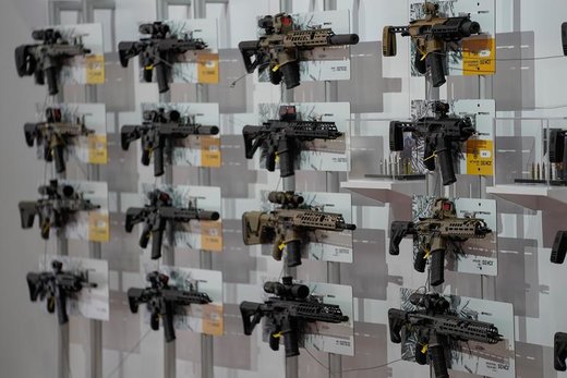 نمایشگاه بزرگ اسلحه در ایندیاناپولیس