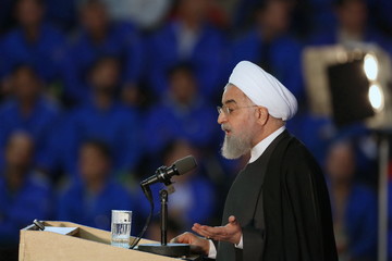 الرئيس روحاني: سنواصل صادراتنا النفطية بقوة