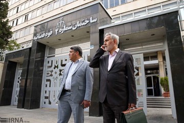 حضور محمدرضا خاتمی در دادگاه