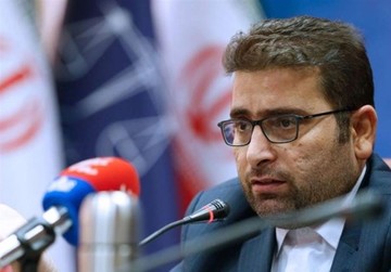 درخواست سخنگوی تعزیرات از مردم: فعلاً خودرو نخرید