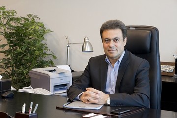 مدیرعامل بانک ملت در پیامی به مناسبت روز جهانی کار و کارگر: کار متعهدانه سنگ بنای توسعه و پیشرفت است