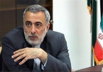 چرا رهبر انقلاب با مذاکره هسته‌ای موافقت کرد؟/ حسین شیخ‌الاسلام پاسخ داد