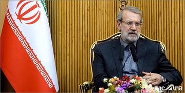 نظر لاریجانی درباره افزایش قیمت بنزین/ هنوز باید مباحث پخته‌تر شود