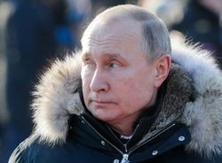 پوتین قانون بحث برانگیزی را در روسیه تصویب کرد