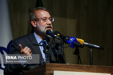 لاریجانی: با اذن رهبر انقلاب اعتبار قابل قبولی برای توسعه واحدهای تولیدی در روستاها در نظر گرفته شد