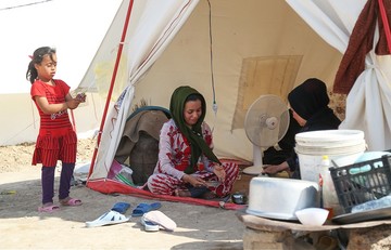 روزگار دشوار سیل‌زدگان روستای بُندهِ در اردوگاه