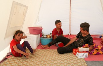 روزگار دشوار سیل‌زدگان روستای بُندهِ در اردوگاه