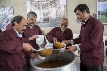 ششمین جشنواره ملی پخت سمنو در آشتیان