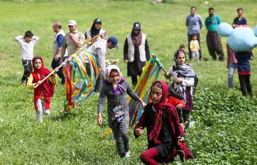 حضور کاروان پیک امید در معمولان لرستان