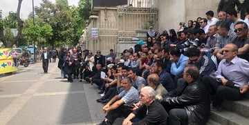 طلبکاران رامک خودرو باز هم تجمع کردند