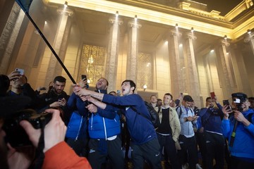 جشن شبانه قهرمانی سردار آزمون و یارانش در پولوکوو