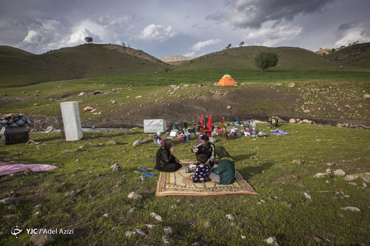سیل‌زدگان لرستانی در پناه طبیعت