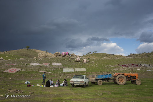 سیل‌زدگان لرستانی در پناه طبیعت