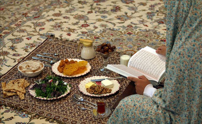 سحر و افطار چه بخوریم؟/ توصیه‌های دفتر طب ایرانی وزارت بهداشت