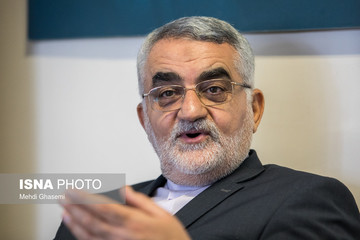 پیشنهاد بروجردی برای بازنگری در برجام / برجام جاده‌ دو طرفه است