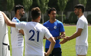 جلسه مجیدی با بزرگ‌ترهای استقلال به جز رحمتی/ عکس