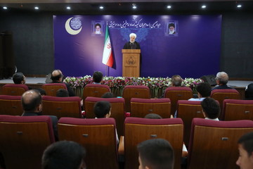 روحانی: ناامیدی قابل تحمل نیست، همه باید برای تقویت امید به آینده تلاش کنند