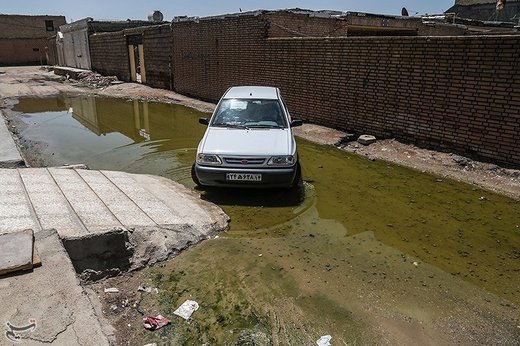 پس زدگی فاضلاب در محله عین دو اهواز