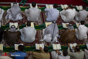 مراسم جزءخوانی قرآن کریم در حرم حضرت عباس علیه‌السلام