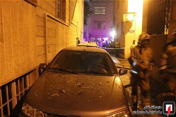 انفجار و آتش‌سوزی ساختمان در خیابان نجات‌الهی جنوبی