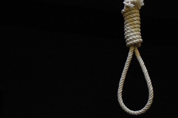 خودکشی در پل سیاه اهواز خودکشی در پل سیاه اهواز