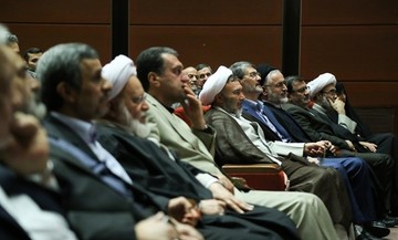 واکنش تند یک اصولگرا به ادعای مشاور احمدی‎نژاد/ آقای جوان‌فکر اشتباه می‎کند