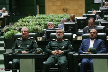 جلسه غیر علنی مجلس با حضور فرمانده کل سپاه پاسداران انقلاب اسلامی