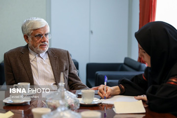 عارف: پیام افطاری‌ روحانی با جریانات سیاسی همدلی و وفاق بود