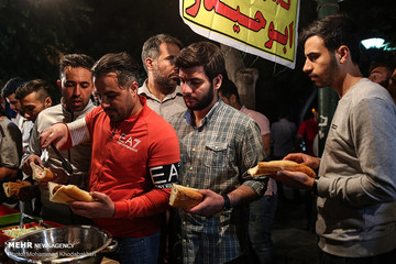کوچه فلافلی‌ها در شب‌های رمضان