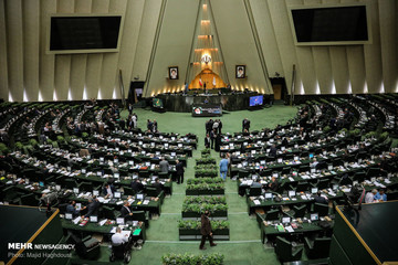 بررسی ضرب‌الاجل ۶۰ روزه ایران به اروپا در جلسه غیرعلنی مجلس